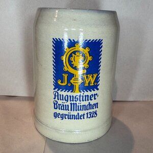 Nice Vintage J.W. Augustiner Brau Munchen 1328 Beer Stein .5L Made in Germany